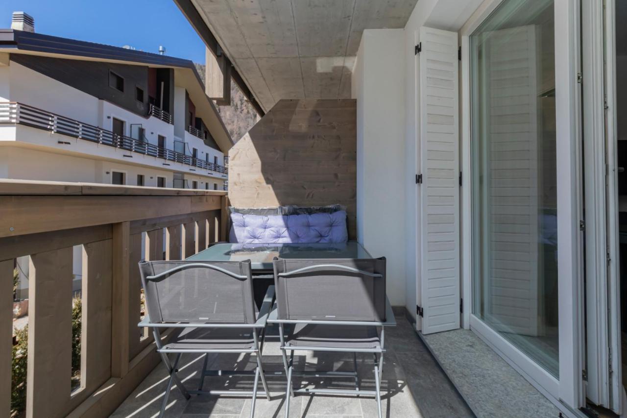 Cristallo Apartment - Ristrutturato Nuovo Centro Aprica Buitenkant foto
